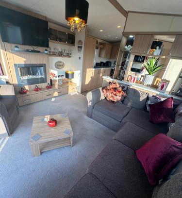 Ingoldmells House | 8 berth Waterside Ingoldmells Santanavan 8 C22