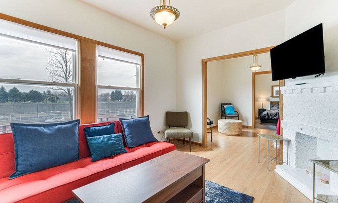 Oak Park House | 8 Mi to Chicago: Oak Park Home w/Fenced Backyard!
