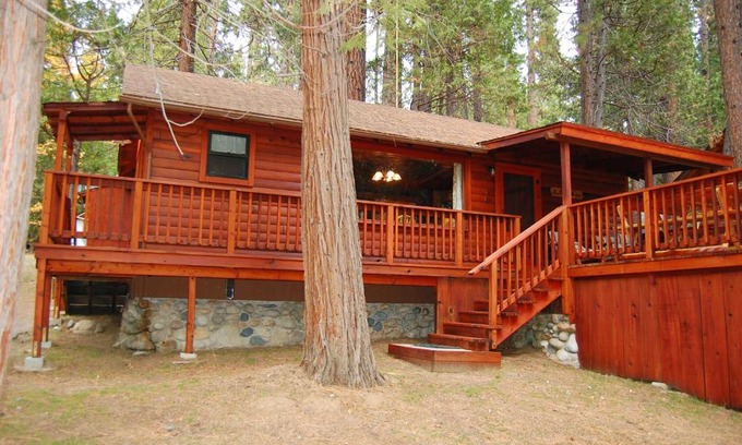 North Wawona Ski Chalet | 8 Nugents Nest