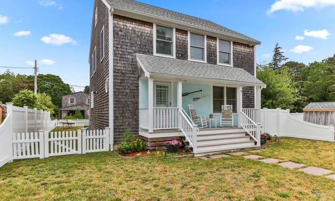 East Sandwich House | 8 Ocean Rd - Renovated pet-friendly home, .5 mi from beach w. central A/C!