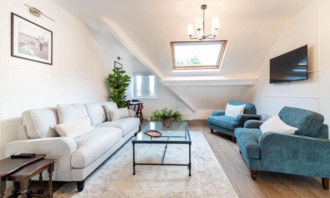 Hoylake Apartment | 8 The Quadrant Luxury Apartments - Hoylake