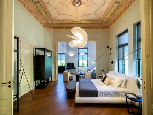 Athens City Centre Apartment | 84 Luxury Suites in Center of Athens