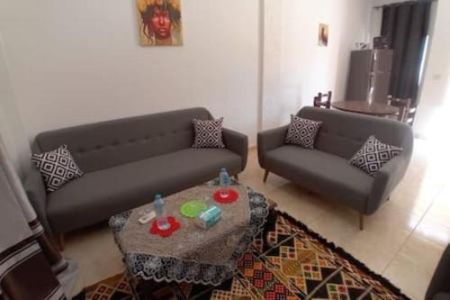 Sheikh Zayed City Apartment | 871 · 2BR Townhouse with backyard