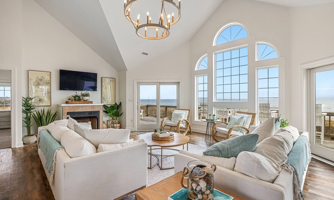 Frisco House | 8BR Oceanfront in OBX w/Heated Pool & Hot Tub!