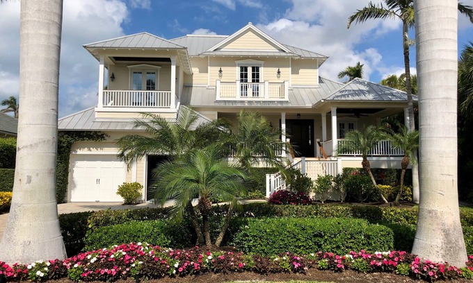 Old Naples House | 8M Dollar Home, 3 Houses from Beach in Old Naples!
