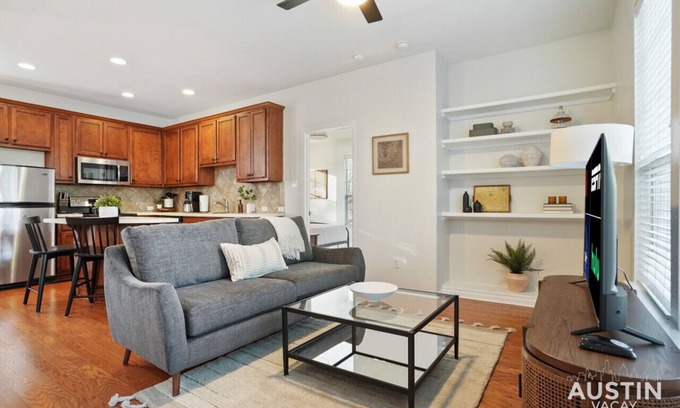 Clarksville House | 8th #C xxxxxxxxxxxxx