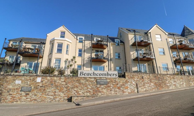 Newquay Apartment | 9 Beachcombers Apartments