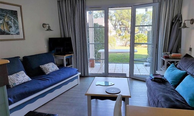 Fouesnant Apartment | A 03 Apartment with pool and sea view