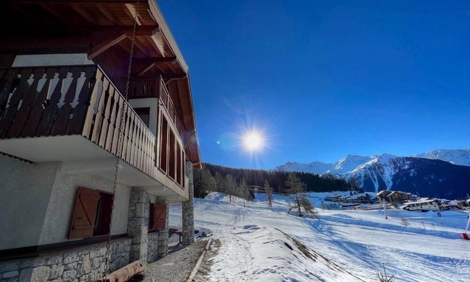 Vallandry Ski Chalet | A 10 person chalet directly on the piste with panoramic views
