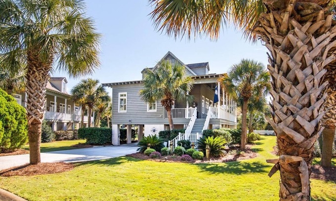 Litchfield by the Sea House | A 4 Bedroom House in Gated Litchfield By the Sea