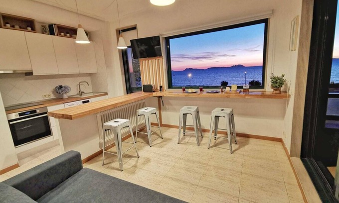 Vigo Apartment | ¡ A 50 Metros de la Playa , con Unas Vistas Increíbles a las Islas Cíes Vigo