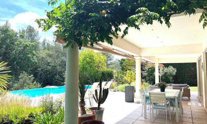 Biot House | A beautiful 5 bedroom modern villa located in Biot between Cannes and Nice.
