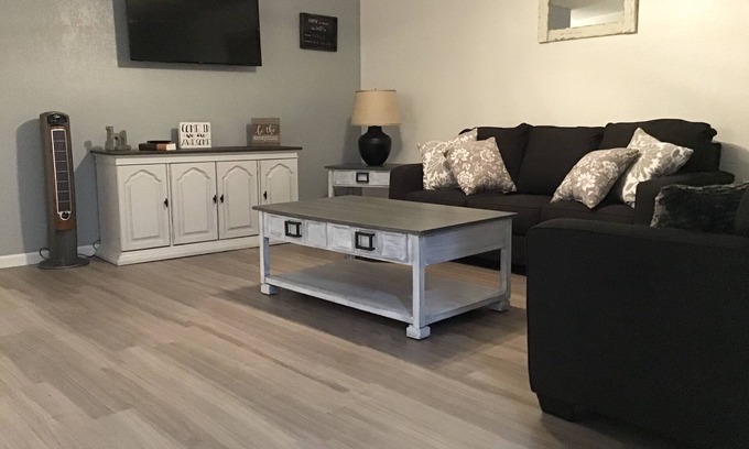 Bullhead City House | A Beautiful Colorado River Retreat