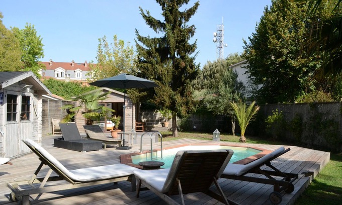Victor Hugo - Saint-Augustin Apartment | A BX IN VILLA SUPERB LOFT 4 BEDROOMS SWIMMING POOL GARDEN PARKING 8 PERS