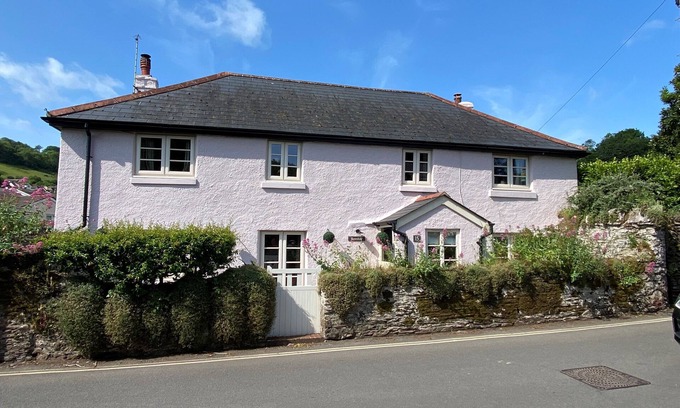 Brixham Cottage | A charming detached cottage with lovely garden and parking. EV charger available