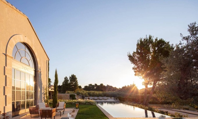 Paradou House | A delightful property in the Alpilles area – Sleeps 8