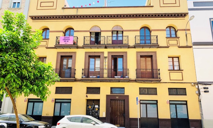 Triana Apartment | A DIFFERENT SPACE IN TRIANA