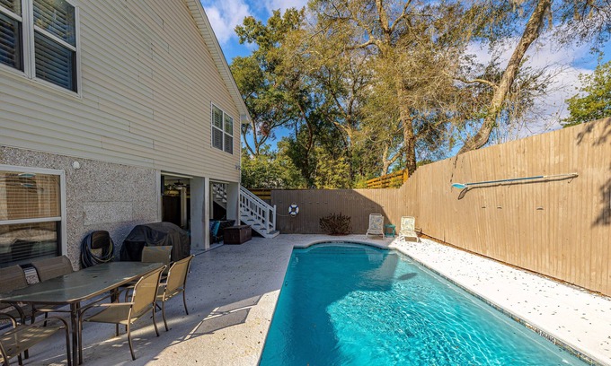 Saint Simons Island House | A Family Favorite! Spacious Home with Private Pool