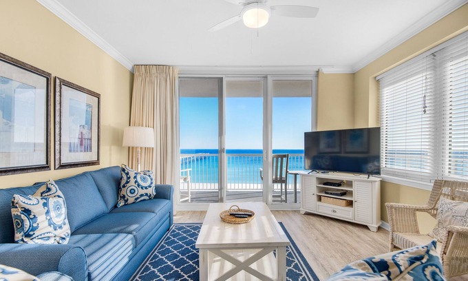 Navarre Beach Condo | A FAMILY FAVORITE~ FREE BEACH SVC ~ 153 + 5 STAR REVIEWS! Make memories!