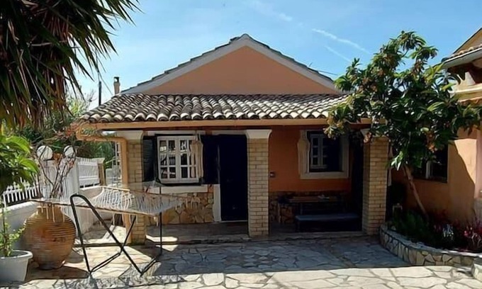 Corfu Town House | a flower house in Corfu close to beach and town