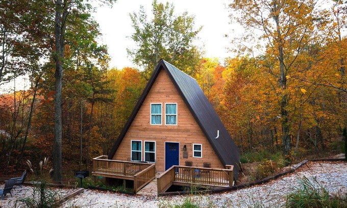 Stanton Cabin | A-Frame Cabin | Hot Tub | Bluff Views | RRG