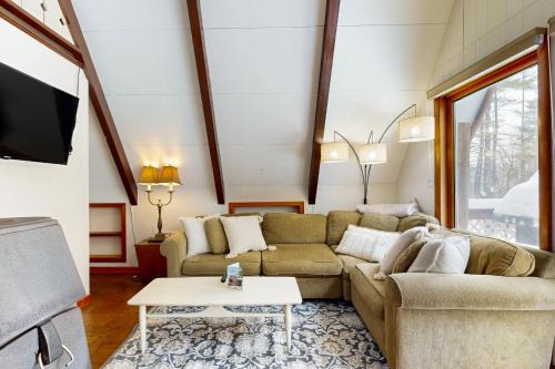 Ludlow House | A-Frame Escape