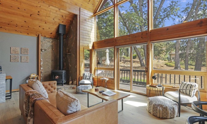 Groveland Cabin | A Frame on the Greens near Yosemite