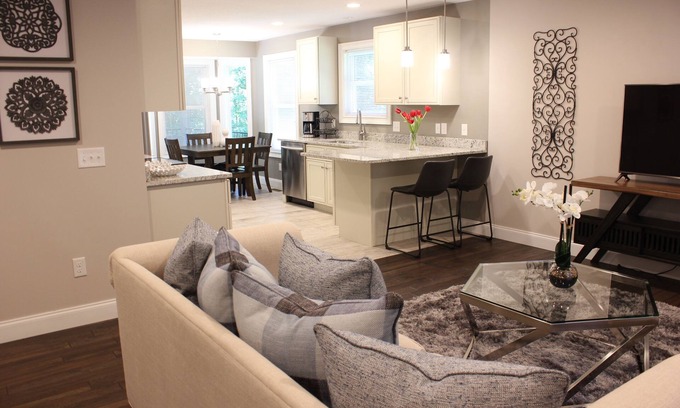 Hendersonville House | A Gem in Hendersonville, Home minutes from Downtown!