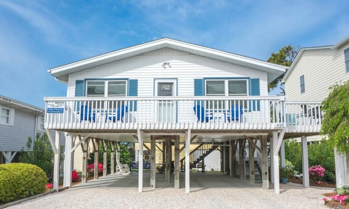 Sunset Beach Cottage | A GEM of a cottage 400 feet from the nearest beach access!