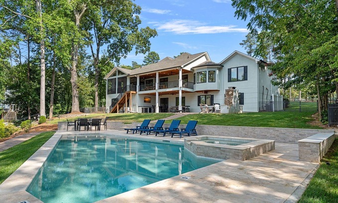 Mooresville House | A Good Distraction by SoCharm | New Pool & Spa