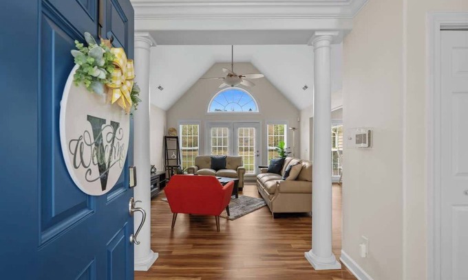 Surfside Beach House | "A Hidden Gem" - Short Drive to the Beach!