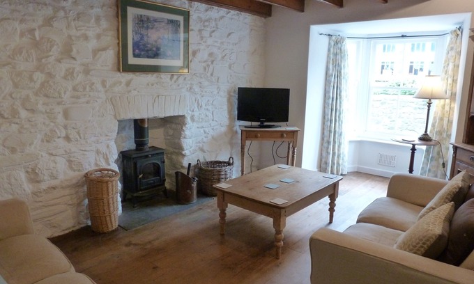 Newport House | A homely retreat in the heart of Newport