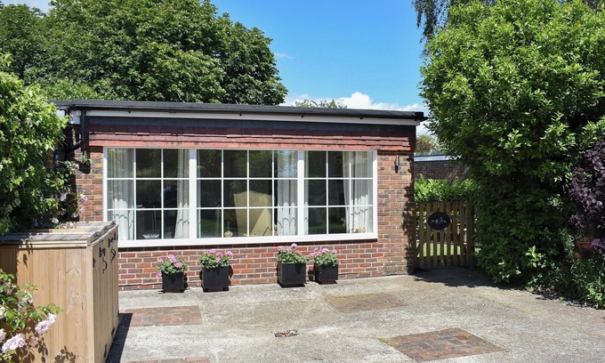 Lyminster Cottage | A lovely holiday property, ideal for couples.