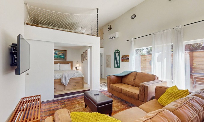 Bainbridge Island House | A Modern Island Retreat: Designed for productivity, relaxation, & extended stays