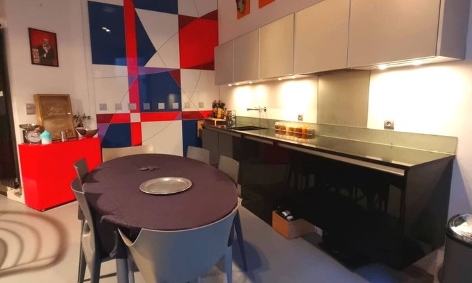 Quartier des Grandes-Carrieres Apartment | A newly refurbished High Standard Parisian Loft near Montmartre, Paris XVIII