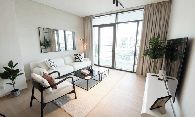 Dubai Apartment | A Petit Palais by the canal… Where you embrace sophistication, comfort, and convenience!