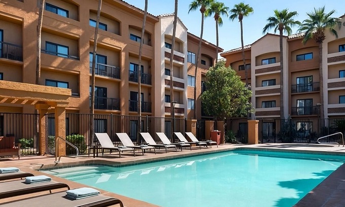 Camelback East Hotel | A Place You'll Surely Enjoy! w/Outdoor Pool, Near Wrigley Mansion