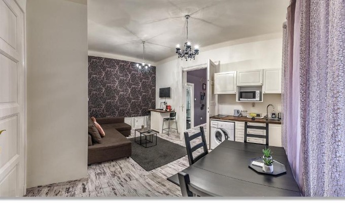 Belvaros - Lipotvaros Apartment | A Prominent Place 5 Minutes From The Parliament