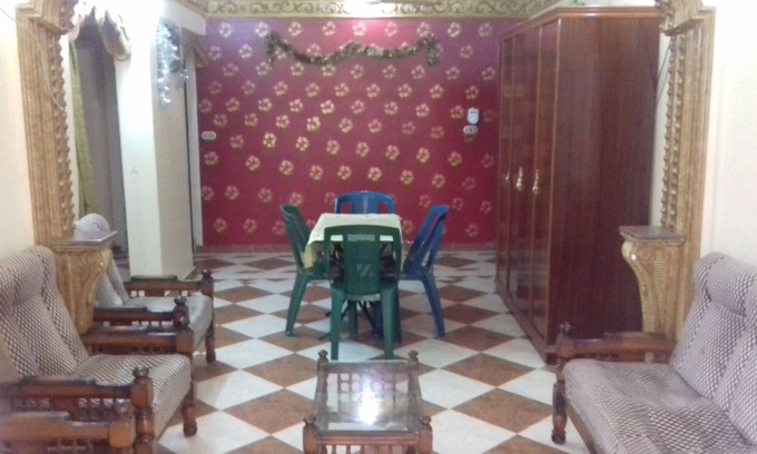 Al-Muntazah Apartment | A room w/2 beds/FP in Alex - 20 mins from the sea
