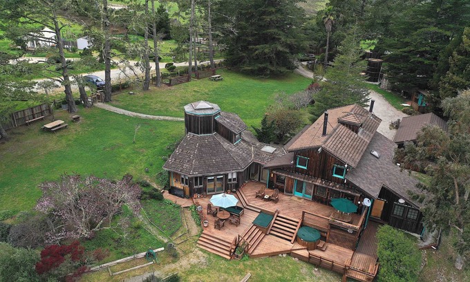 Half Moon Bay Other | A secluded retreat in the redwoods and near beaches in Half Moon Bay