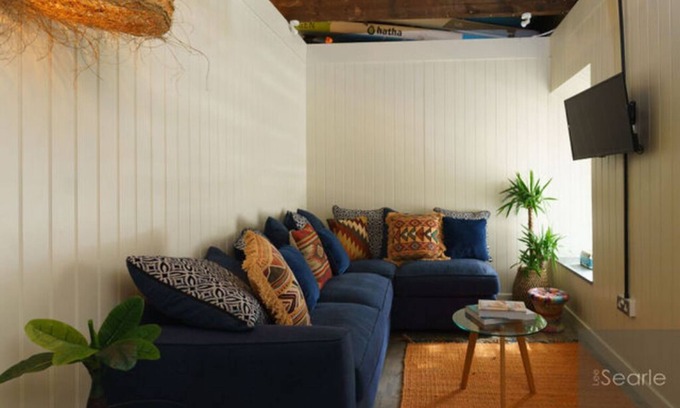 Porthtowan House | A self-contained property nestled by Porthtowan beach