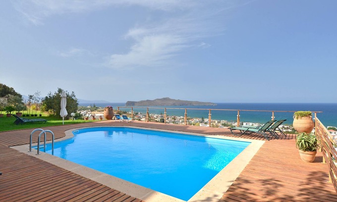 Kato Stalos Villa | A spacious villa with private pool and wonderful panoramic view over the sea