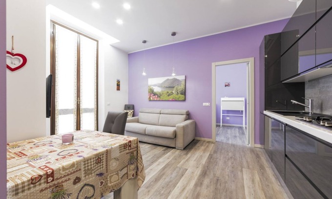 Bullona Apartment | A stone's throw from Florence square Lovely Apartment