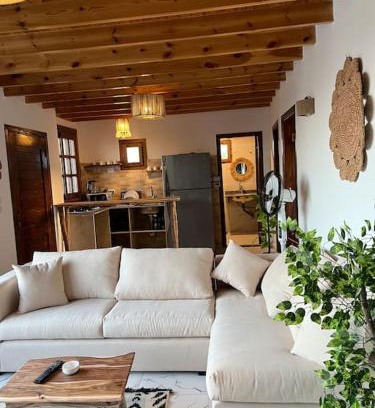 Dahab Ski Chalet | A sunny Bohemian chalet in Dahab