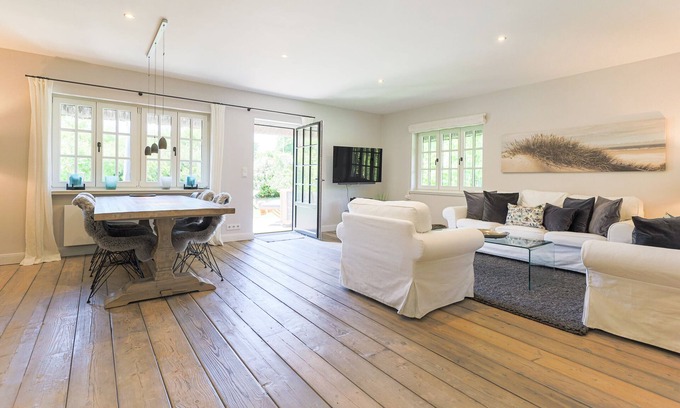 Keitum House | A typical Frisian house has been given a new look here.