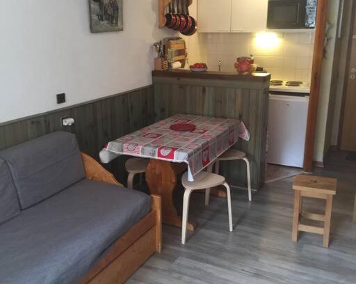Lanslebourg-Mont-Cenis Apartment | A Valfrejus,Proche des pistes, studio cabine tout confort