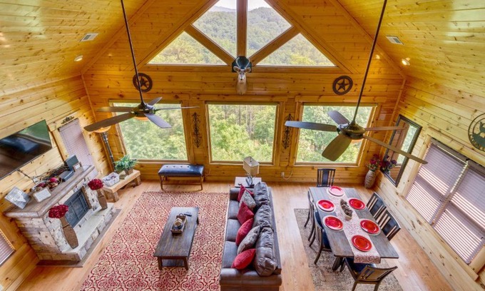 Gatlinburg - Pigeon Forge House | A View is Forever