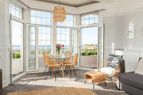 Westgate-on-Sea Apartment | A View Of The Bay- Close to Margate - Sleeps 3