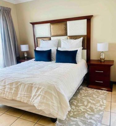 Emalahleni Apartment | A Warm 3 bed Townhouse in a secure complex