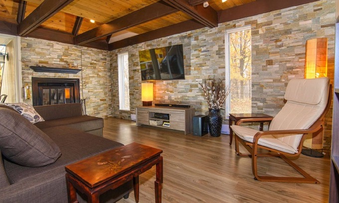 Beaupre House | A warm place to stay, near Mont Ste-Anne